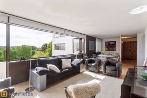 reception- click for photo gallery